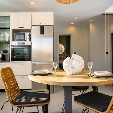 Koumbara Sea View Holiday home *