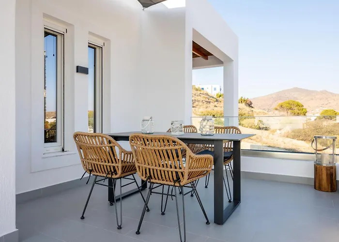 Semesterbostad Koumbara Sea View *